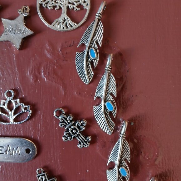 Destash Lot of 77 Jewellery Jewelry Findings Pendants Charms Fancy Boho Goth - Picture 8 of 13